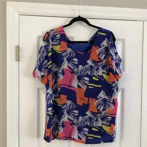 Ladies cold shoulder blouse P/XL
